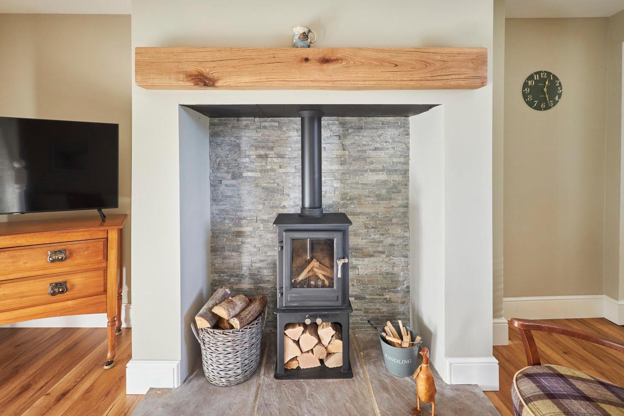 Host & - Snoozy Goose * Ovingham